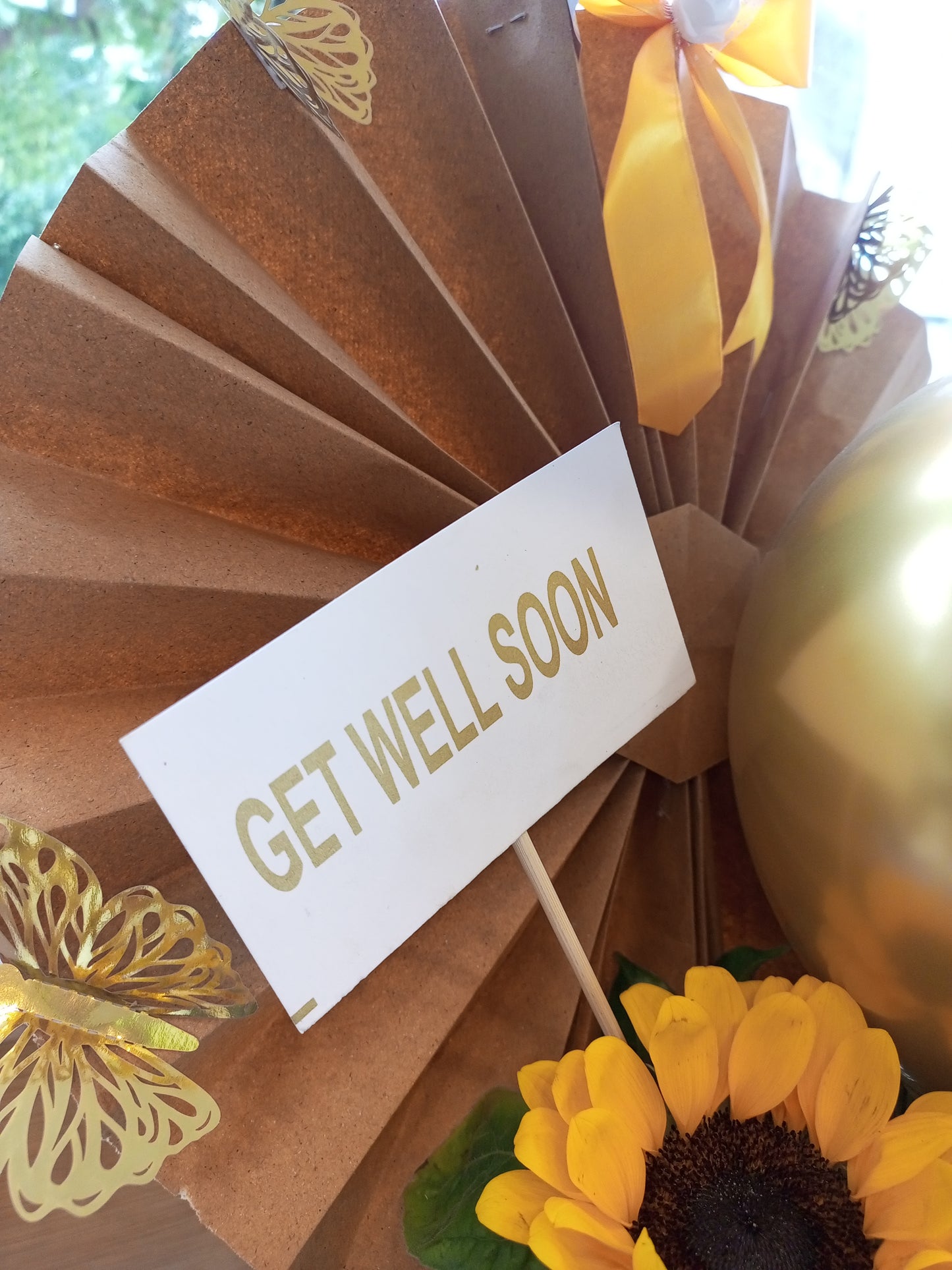 Get Well Soon Fresh Sunflower Basket with Baby’s Breath & 3 Balloons – Cheerful Gift for Recovery